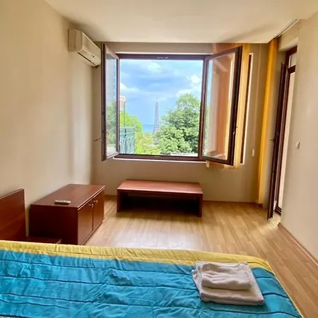 Mare Nero Apartment *